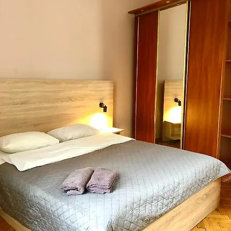 Apartament Romantic - Center 5 15 *