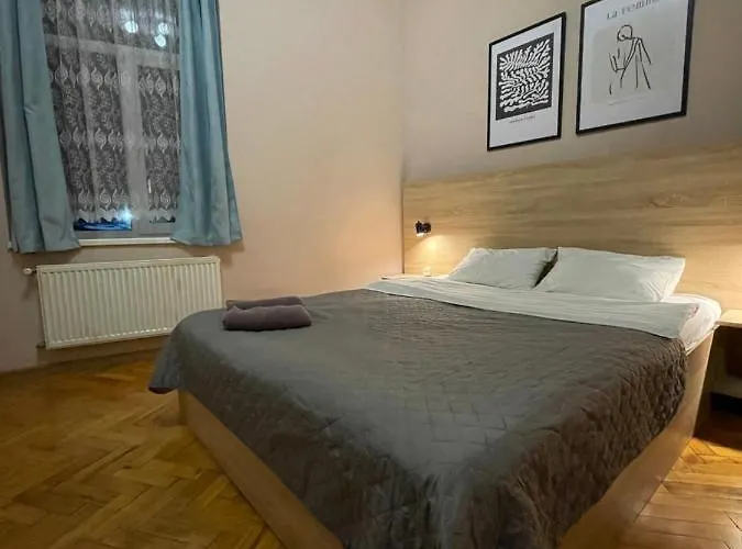 Romantic - Center 5 15 Apartment